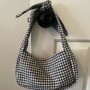 Girl of the Earth Vintage Herringbone Baguette